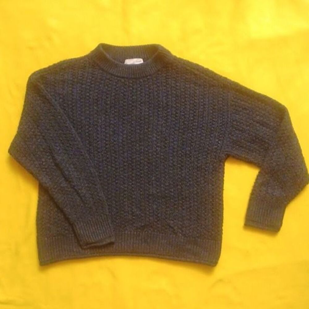 Universal Threads cable knit sweater Size XS